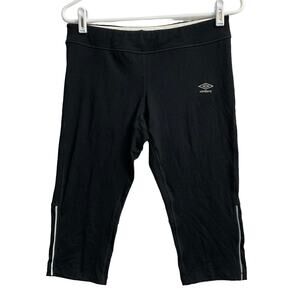 Umbro training capris black size M
